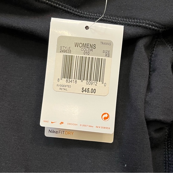 NEW Nike Pants Womens Extra Small Black Fit Dry Sports Capri Stretch Activewear - Picture 4 of 12